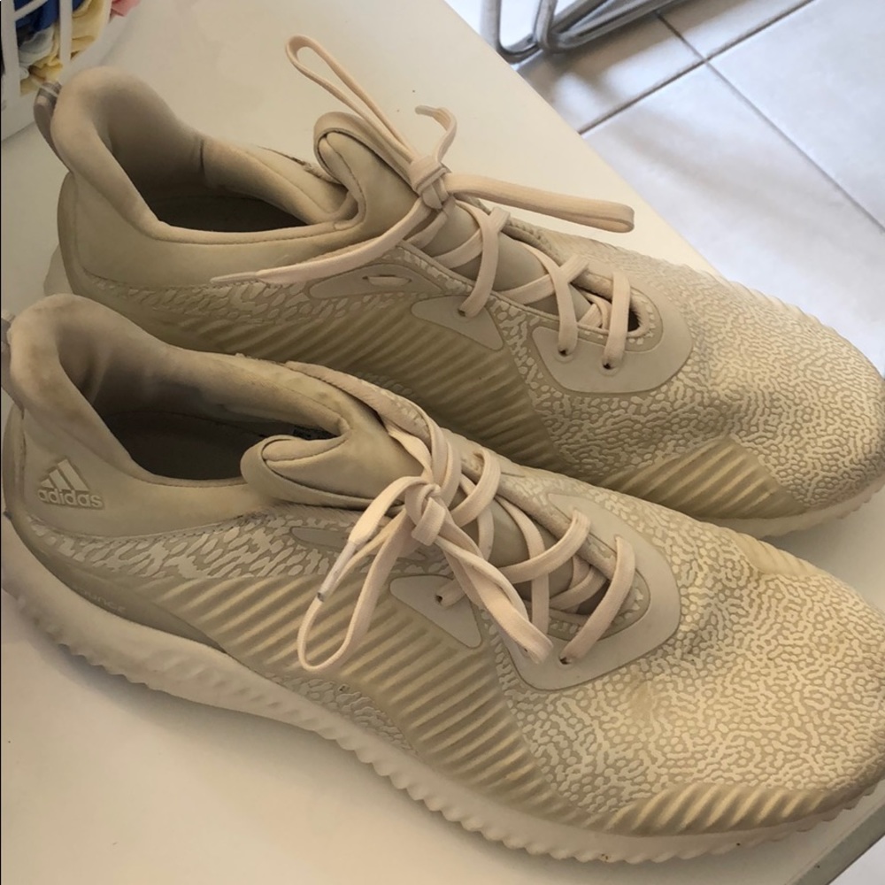 Men’s 10 1/2 adidas